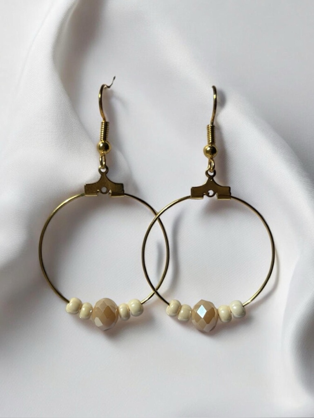 Beige & Gold hoop earrings